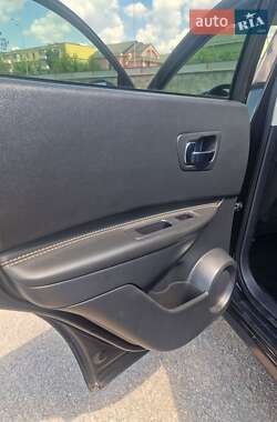 Позашляховик / Кросовер Nissan Qashqai 2011 в 