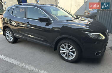 Внедорожник / Кроссовер Nissan Qashqai 2016 в Конотопе
