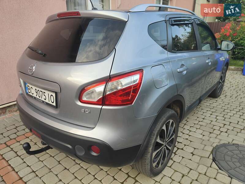 Позашляховик / Кросовер Nissan Qashqai 2011 в Львові