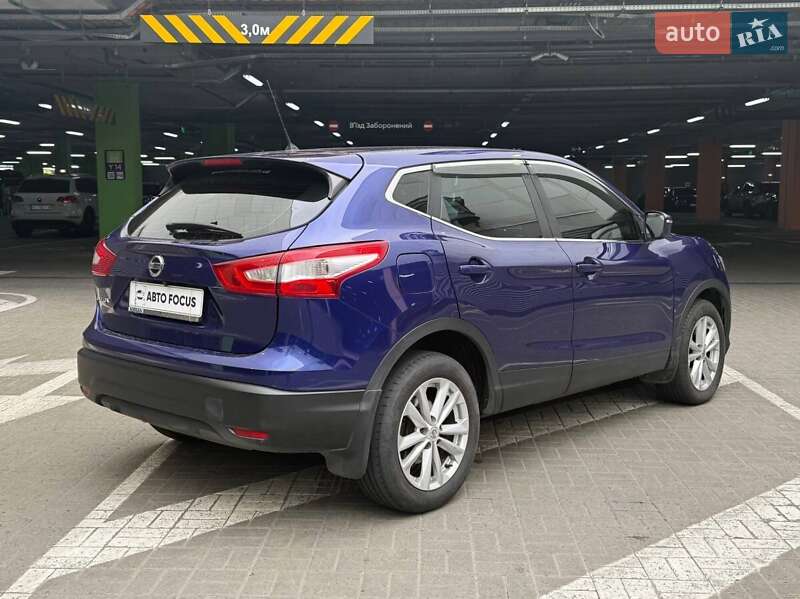 Внедорожник / Кроссовер Nissan Qashqai 2017 в Киеве