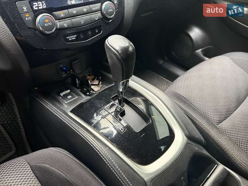 Внедорожник / Кроссовер Nissan Qashqai 2017 в Киеве