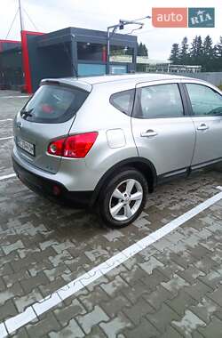 Внедорожник / Кроссовер Nissan Qashqai 2009 в 