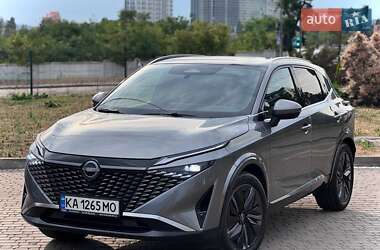 Внедорожник / Кроссовер Nissan Qashqai 2024 в 