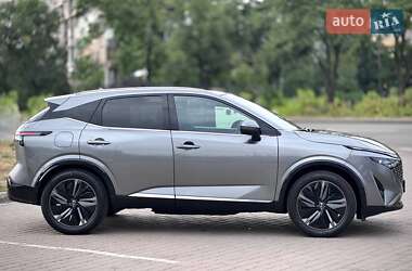 Внедорожник / Кроссовер Nissan Qashqai 2024 в 