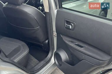Внедорожник / Кроссовер Nissan Qashqai 2012 в 