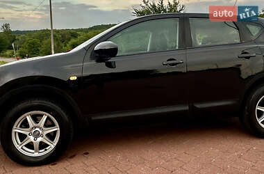 Внедорожник / Кроссовер Nissan Qashqai 2009 в 
