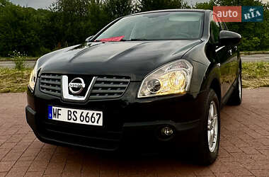 Внедорожник / Кроссовер Nissan Qashqai 2009 в 