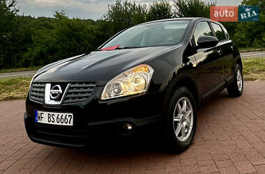 Внедорожник / Кроссовер Nissan Qashqai 2009 в 
