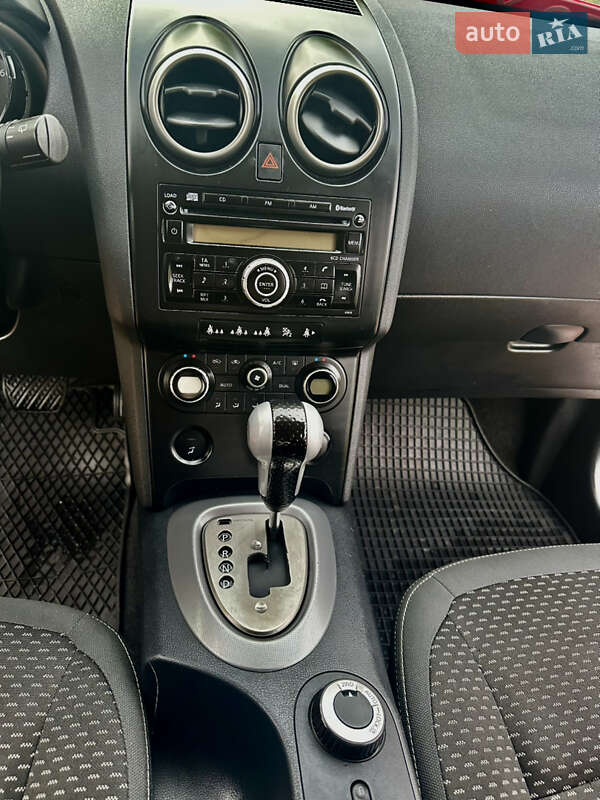 Позашляховик / Кросовер Nissan Qashqai 2009 в Трускавці