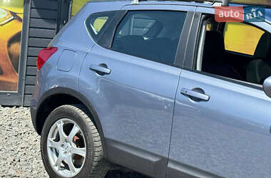 Внедорожник / Кроссовер Nissan Qashqai 2008 в 