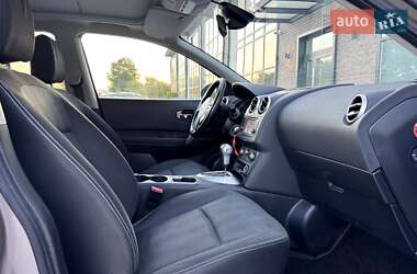 Внедорожник / Кроссовер Nissan Qashqai 2012 в 