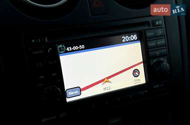 Внедорожник / Кроссовер Nissan Qashqai 2012 в 