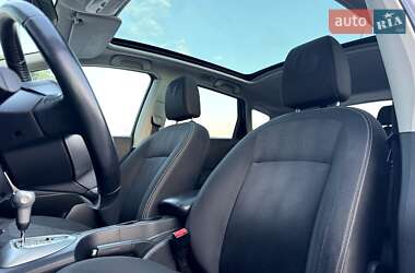 Внедорожник / Кроссовер Nissan Qashqai 2012 в 
