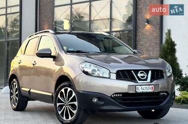 Внедорожник / Кроссовер Nissan Qashqai 2012 в 