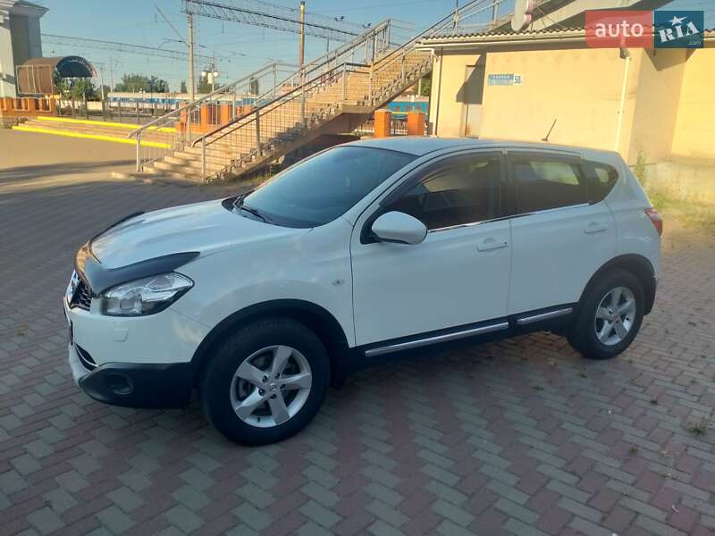 Внедорожник / Кроссовер Nissan Qashqai 2011 в Кременчуге