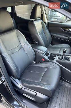 Внедорожник / Кроссовер Nissan Qashqai 2015 в 