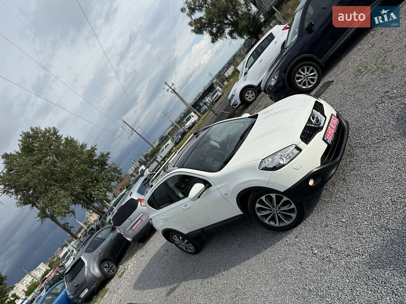 Внедорожник / Кроссовер Nissan Qashqai 2012 в Ровно
