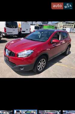 Позашляховик / Кросовер Nissan Qashqai 2013 в Кіцмані