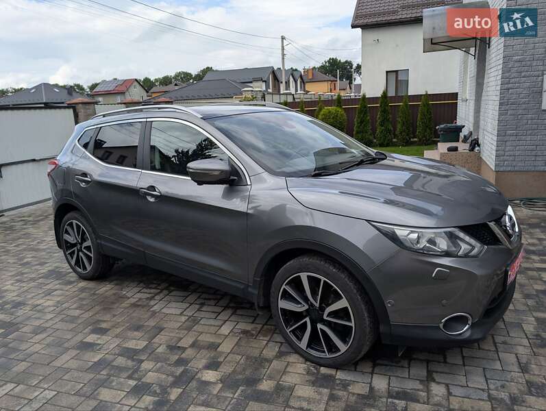 Внедорожник / Кроссовер Nissan Qashqai 2014 в Виннице