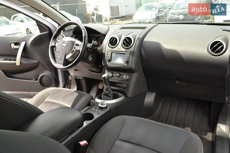 Внедорожник / Кроссовер Nissan Qashqai 2012 в Луцке