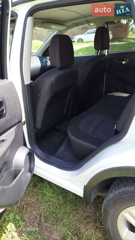 Внедорожник / Кроссовер Nissan Qashqai 2012 в Новоселице