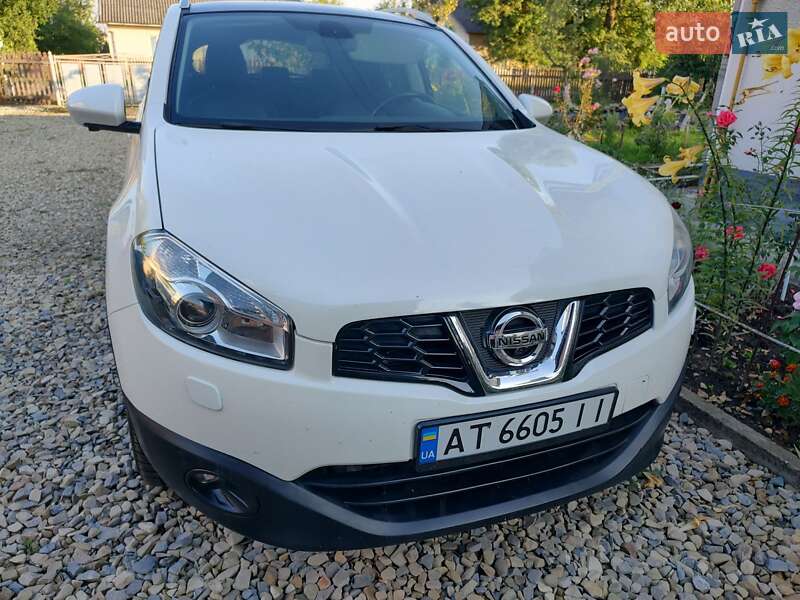 Внедорожник / Кроссовер Nissan Qashqai 2013 в Калуше
