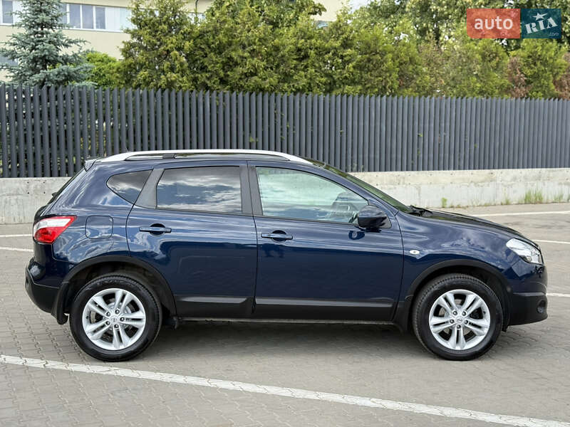 Внедорожник / Кроссовер Nissan Qashqai 2011 в Луцке