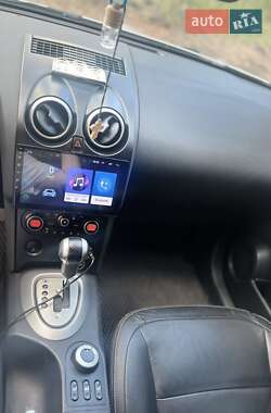 Внедорожник / Кроссовер Nissan Qashqai 2008 в 