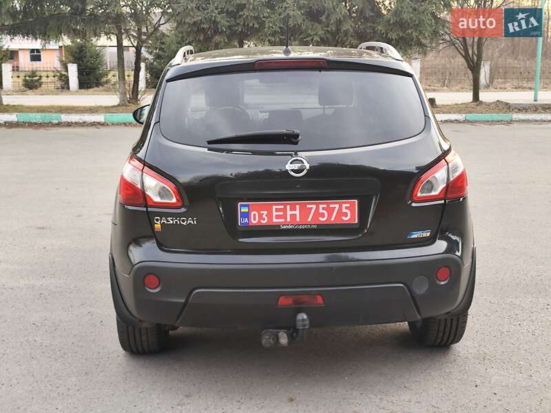 Позашляховик / Кросовер Nissan Qashqai 2011 в Звягелі