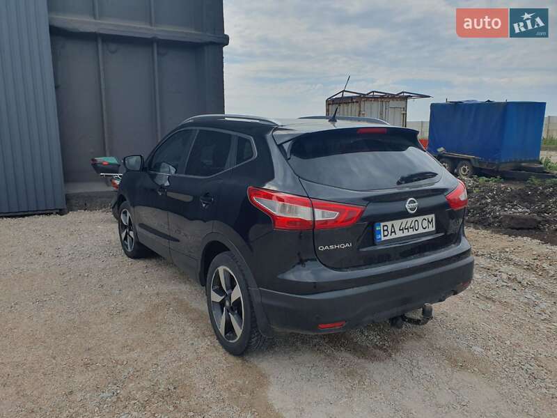 Внедорожник / Кроссовер Nissan Qashqai 2015 в Бобринце