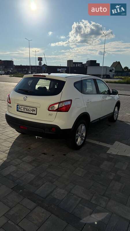 Внедорожник / Кроссовер Nissan Qashqai 2012 в Луцке