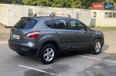 Внедорожник / Кроссовер Nissan Qashqai 2012 в 