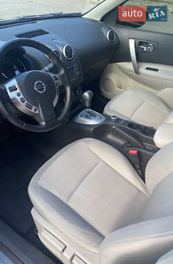 Внедорожник / Кроссовер Nissan Qashqai 2012 в 