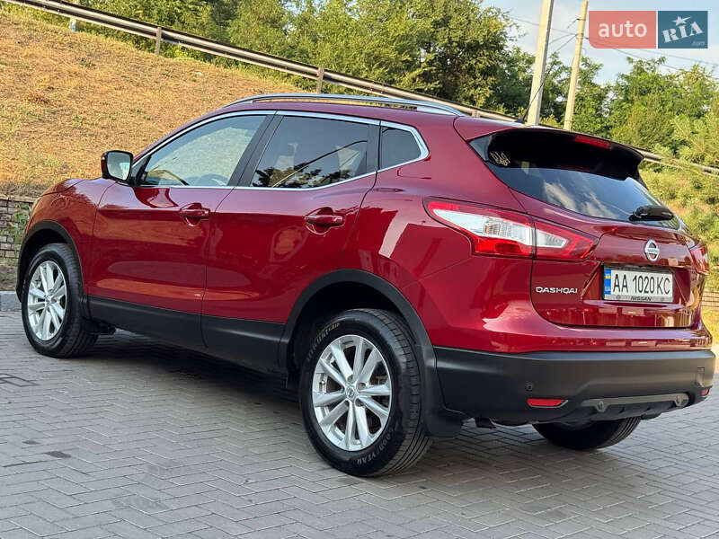 Позашляховик / Кросовер Nissan Qashqai 2016 в Дніпрі