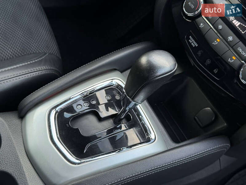 Позашляховик / Кросовер Nissan Qashqai 2016 в Дніпрі