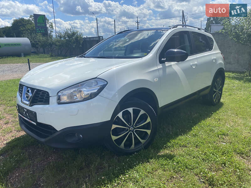 Внедорожник / Кроссовер Nissan Qashqai 2013 в Нововолынске