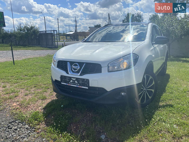 Внедорожник / Кроссовер Nissan Qashqai 2013 в Нововолынске