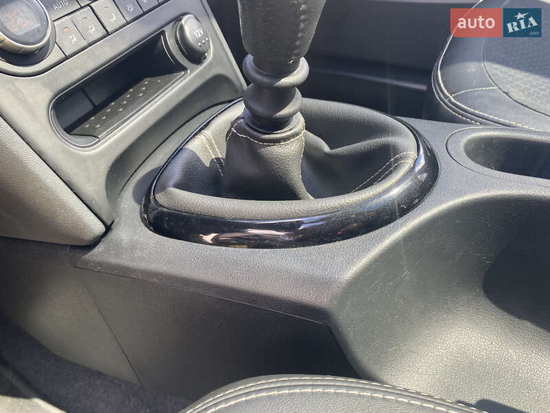 Внедорожник / Кроссовер Nissan Qashqai 2013 в Нововолынске