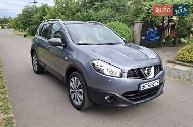 Позашляховик / Кросовер Nissan Qashqai 2010 в Самборі