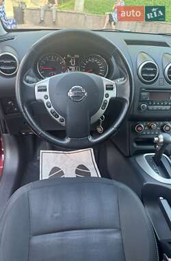 Внедорожник / Кроссовер Nissan Qashqai 2012 в 