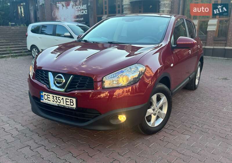Внедорожник / Кроссовер Nissan Qashqai 2012 в 