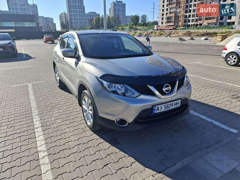 Внедорожник / Кроссовер Nissan Qashqai 2017 в Киеве