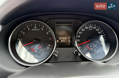 Позашляховик / Кросовер Nissan Qashqai 2010 в 