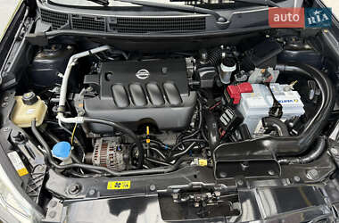 Позашляховик / Кросовер Nissan Qashqai 2010 в 