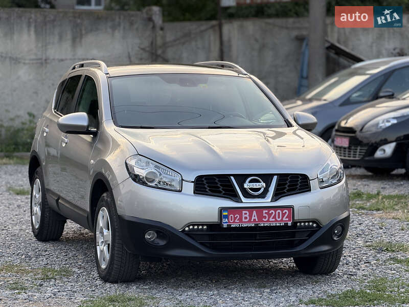 Позашляховик / Кросовер Nissan Qashqai 2010 в Вінниці