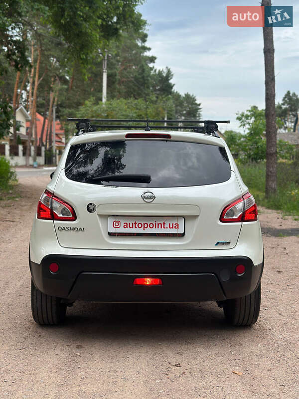 Позашляховик / Кросовер Nissan Qashqai 2013 в Білогородці
