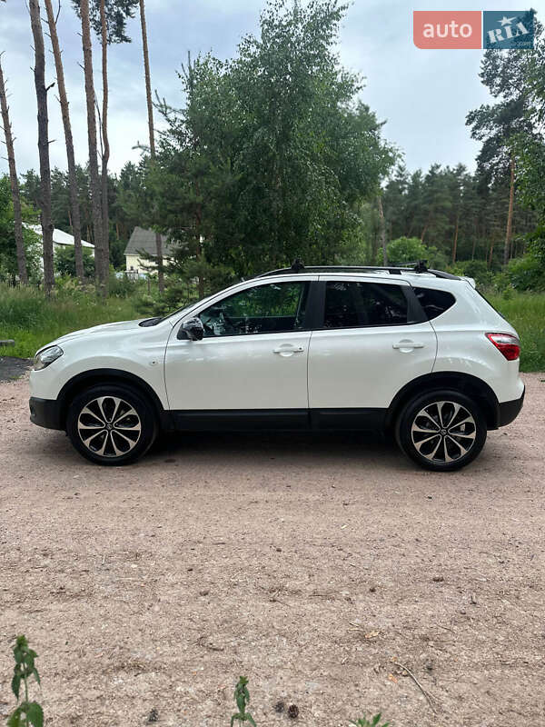 Позашляховик / Кросовер Nissan Qashqai 2013 в Білогородці
