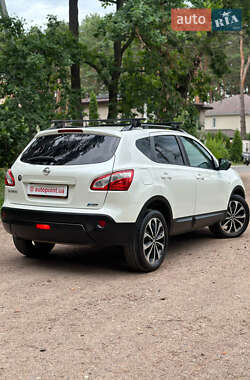 Внедорожник / Кроссовер Nissan Qashqai 2013 в 
