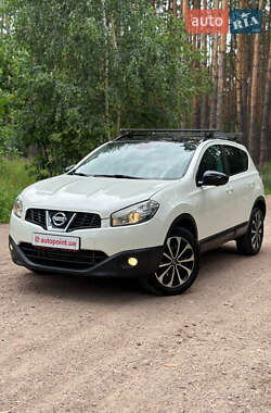 Внедорожник / Кроссовер Nissan Qashqai 2013 в 