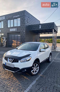 Позашляховик / Кросовер Nissan Qashqai 2013 в Тячеві